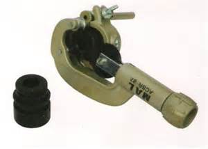 公司的“長風”商標連續多年被評為“江蘇省著名商標”